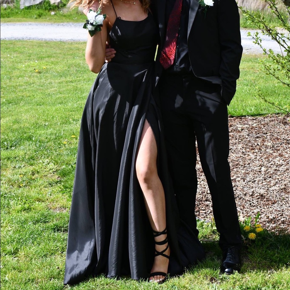 Sherri hill prom dress